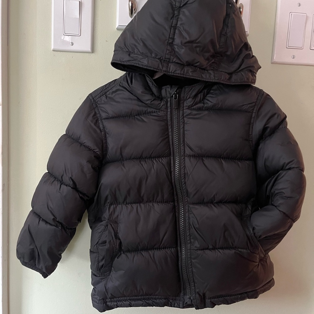 Old Navy Black Puffer Jacket with Hood - Kids
